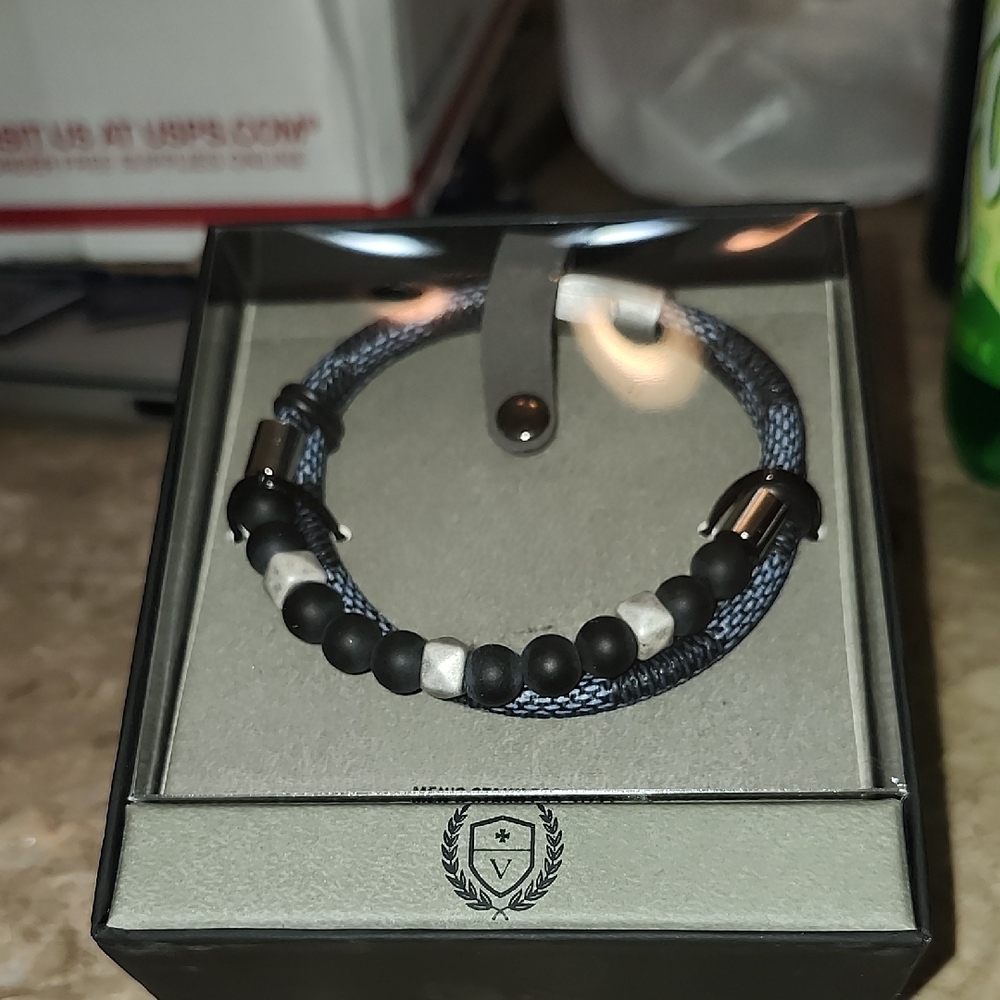 Men's Black and Gray Beaded Bracelet